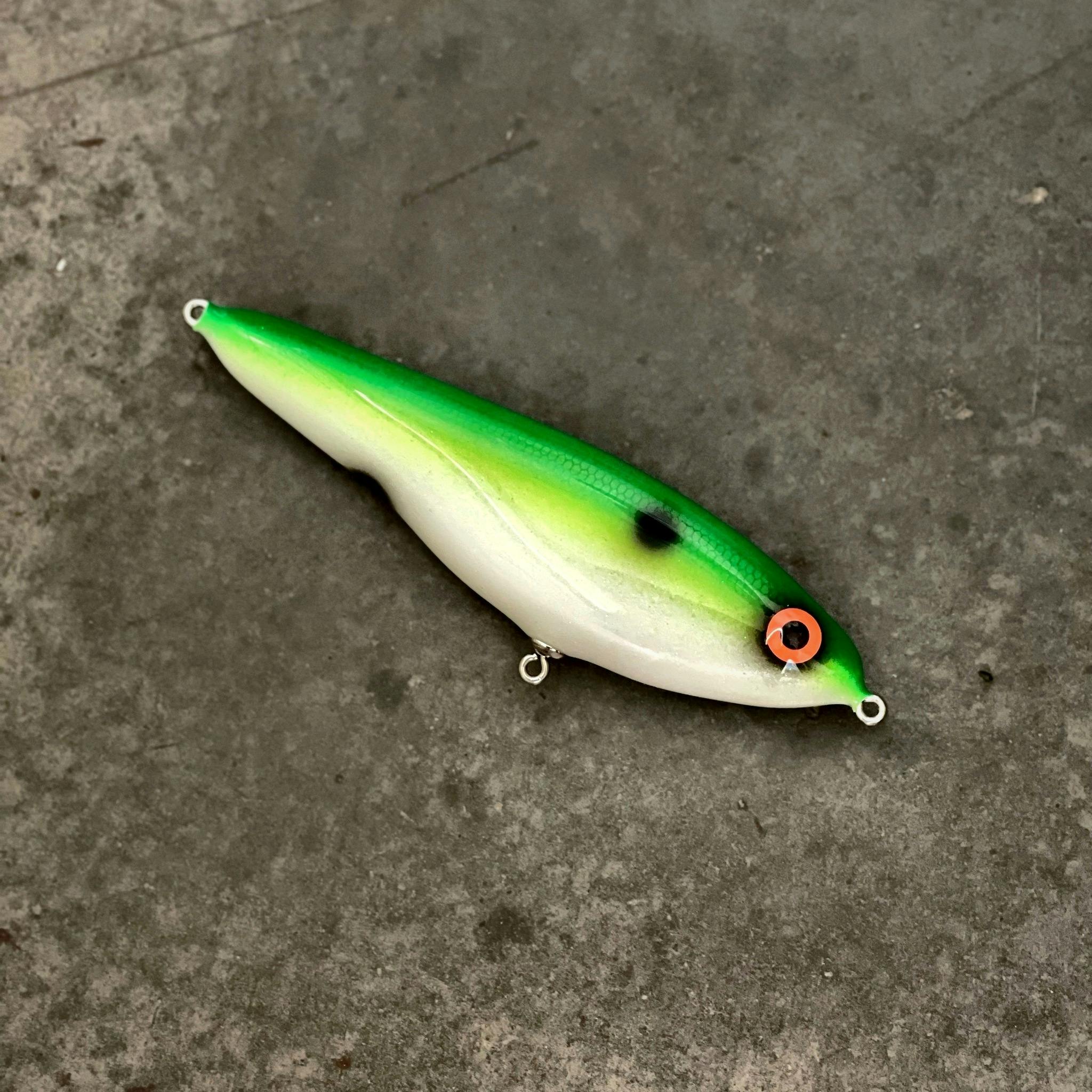 Gigajerk Slim Rügen Shad UV 15cm