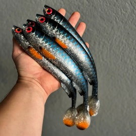 Gigashad Glitter Roach 27cm