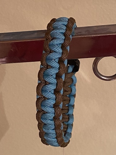 Halsbånd fast lengde 30 cm