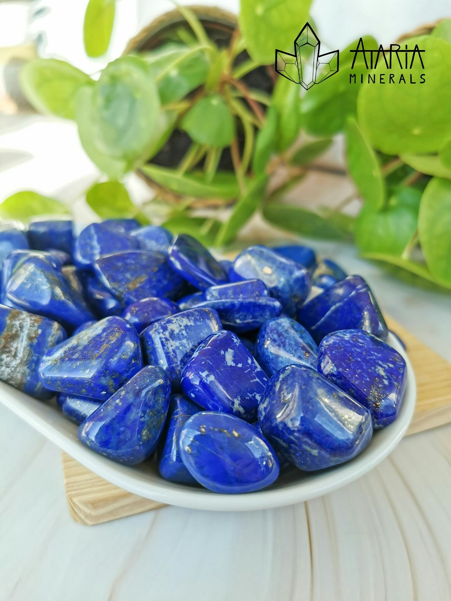 Lapis lazuli tumlad