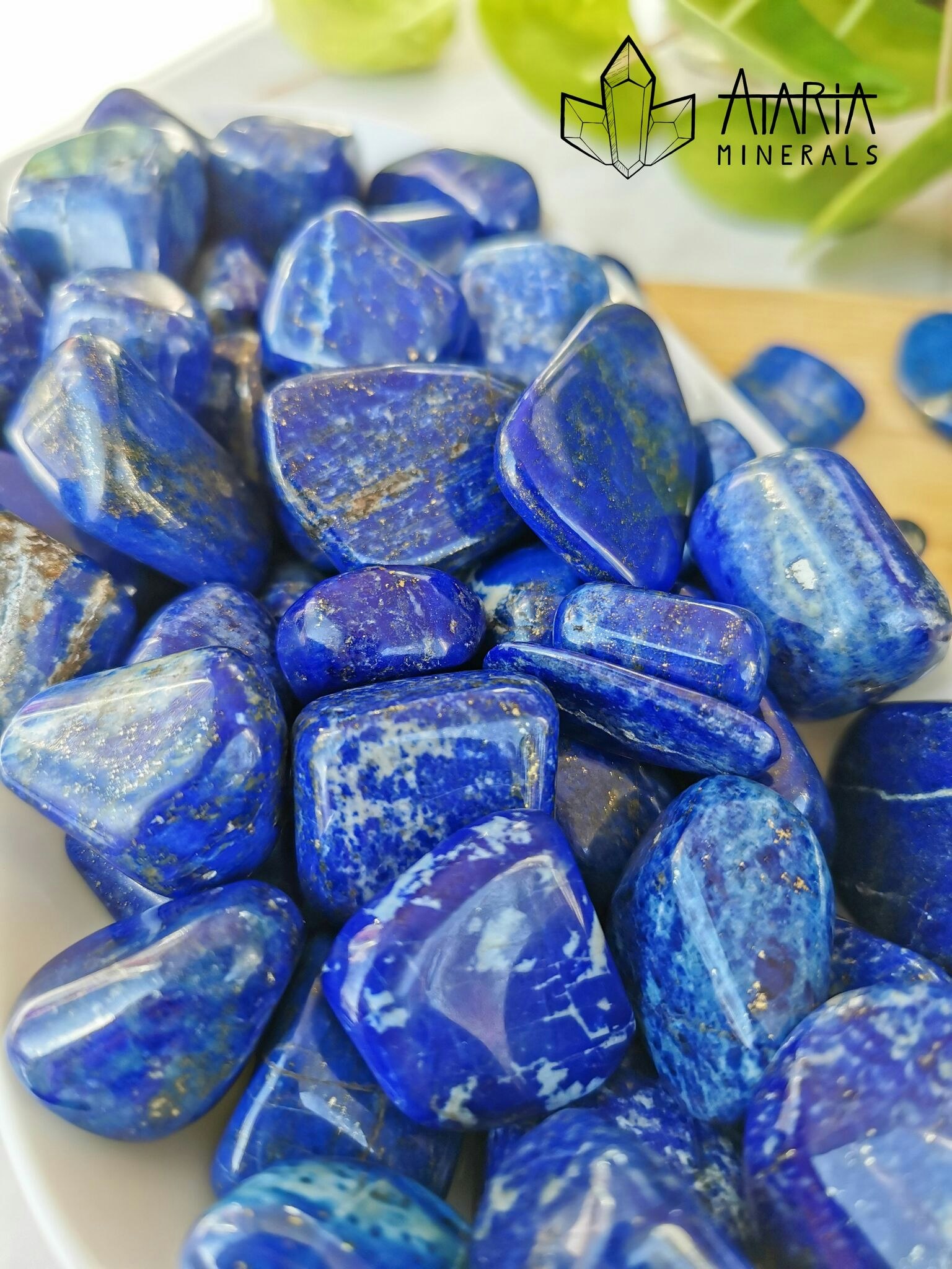 Lapis lazuli tumlad