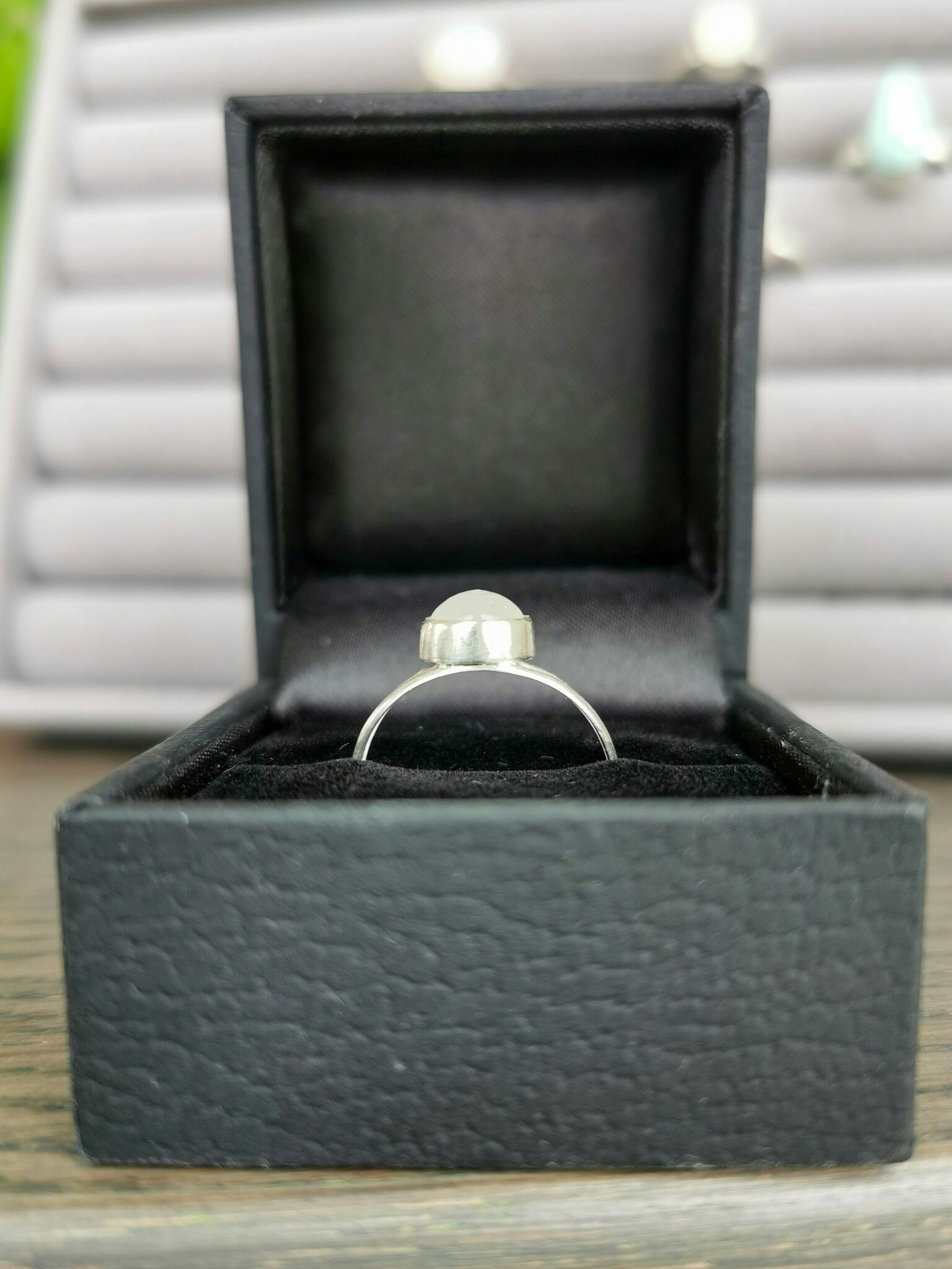 Månsten sterling silver ring delat band stl 17.5
