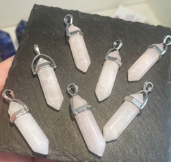 Rosenkvarts bullethänge