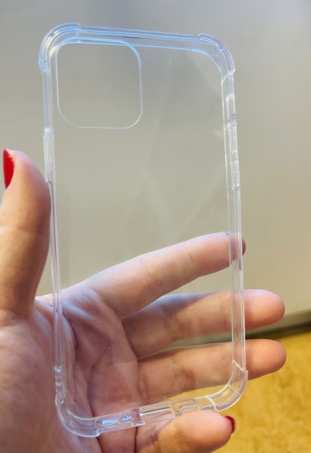 iPhone 12 PRO Max. Mediumhårt transparent Mobilskal