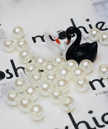 Cremefärgade Akrylpärlor i pärlimitation, 8mm (50st)