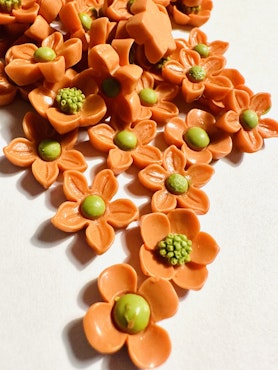Mini blommor, orange, flatbacks, nail art, 10mm (10st)