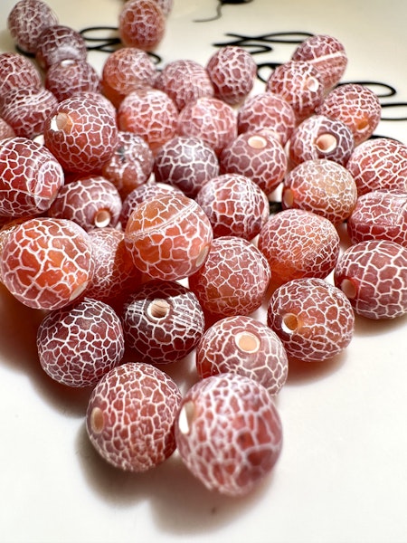 Blodapelsin. Naturlig frostad & krackelerad agate, kristall, färgad, 8mm (ca 25st)