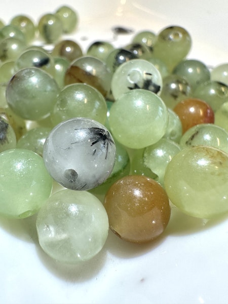Naturlig jade, 8-8,5mm (ca 50st)