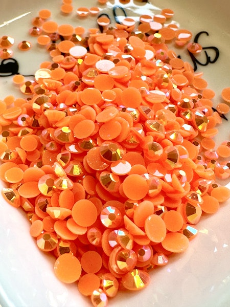 Rhinestones, Strass, halvpärlor, orange, 4-6mm (10g)