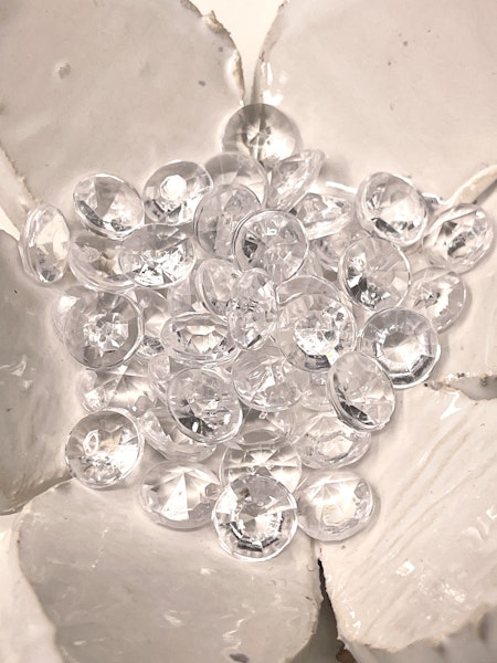 Diamantslipade strasspärlor av akryl, 8mm (100st)