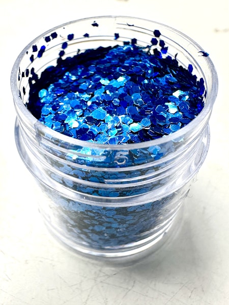 Burk med Miljövänligt glitter, royal blue, storkornigt (7ml)