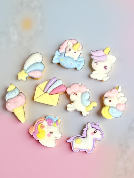 Unicorn dream, mix med söta flatbacks, 15mm (9st)