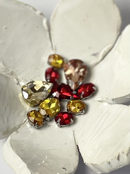 Multistrand rhinestones, eldmix (10st)
