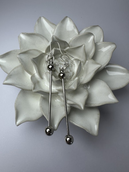 Pärla örhängen, silverbas, 4cm (par)