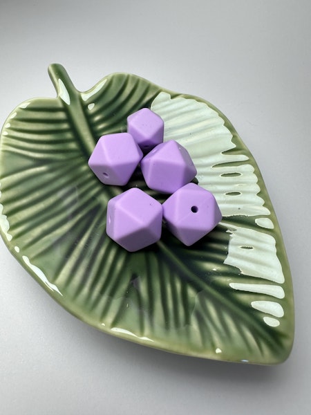 Hexagon av silikon, ljuslila, 17mm, säkra för bebis (5st