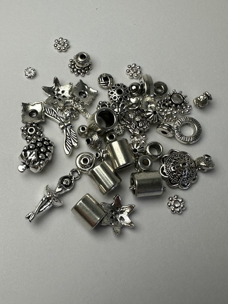 Mix, mellandelar blandmetall, antik silver (50st)