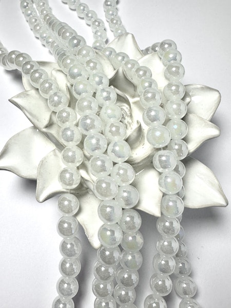 Sträng med AB-pläterad Jadeimitation, krämvit, 10mm, glaspärlor (40st)