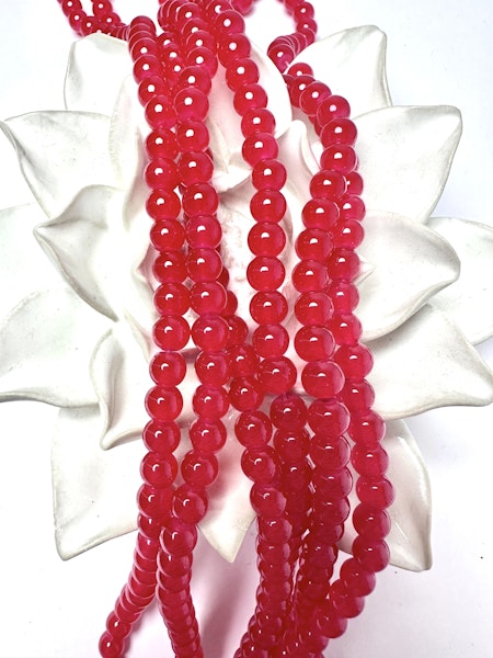 Sträng med glaspärlor, Jadeimitation, Ljusröd, 6,5mm (140st)