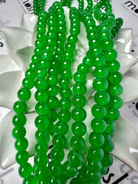 Sträng med glaspärlor, Jadeimitation, green, 6,5mm (140st)