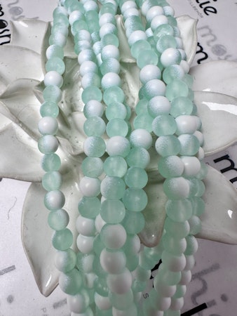 Sträng glaspärlor, frostad night and day, aquamarine, 6mm (145st)