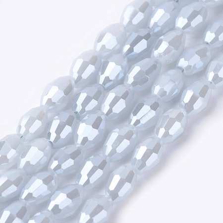 Sträng med slipade ovala glaspärlor, elektropläterade, grå, 6x4mm (65st)