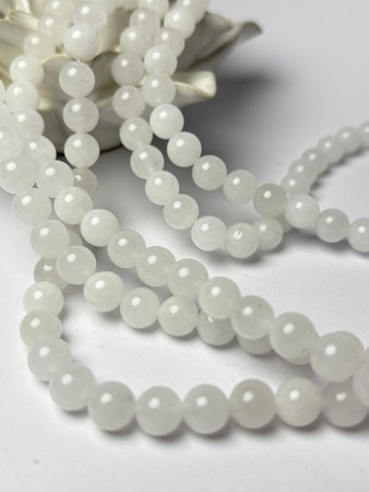 Sträng, Naturlig Vit Jade, 8mm, äkta kristall (46st)