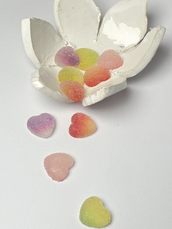 Sockerhjärtan, mix, flatback av resin, 15mm (10st)