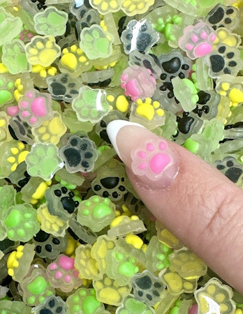 Nail art. Tassar, glow in the dark, 10mm (50st)