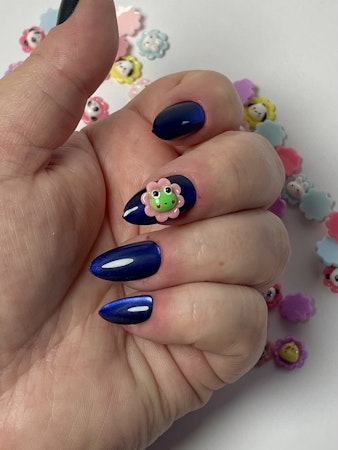Mix, blommor med söta djur, nail art, 10mm (50st)