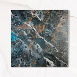 Lilian 30X30