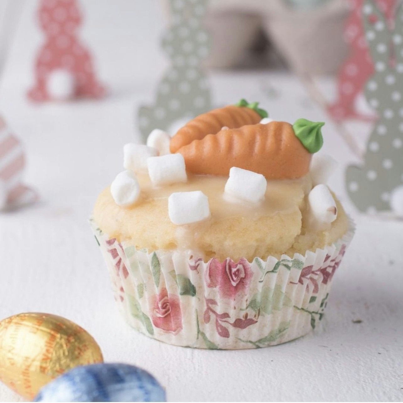 Bakform rosa rosor muffins cupcake - www.bellebi.se
