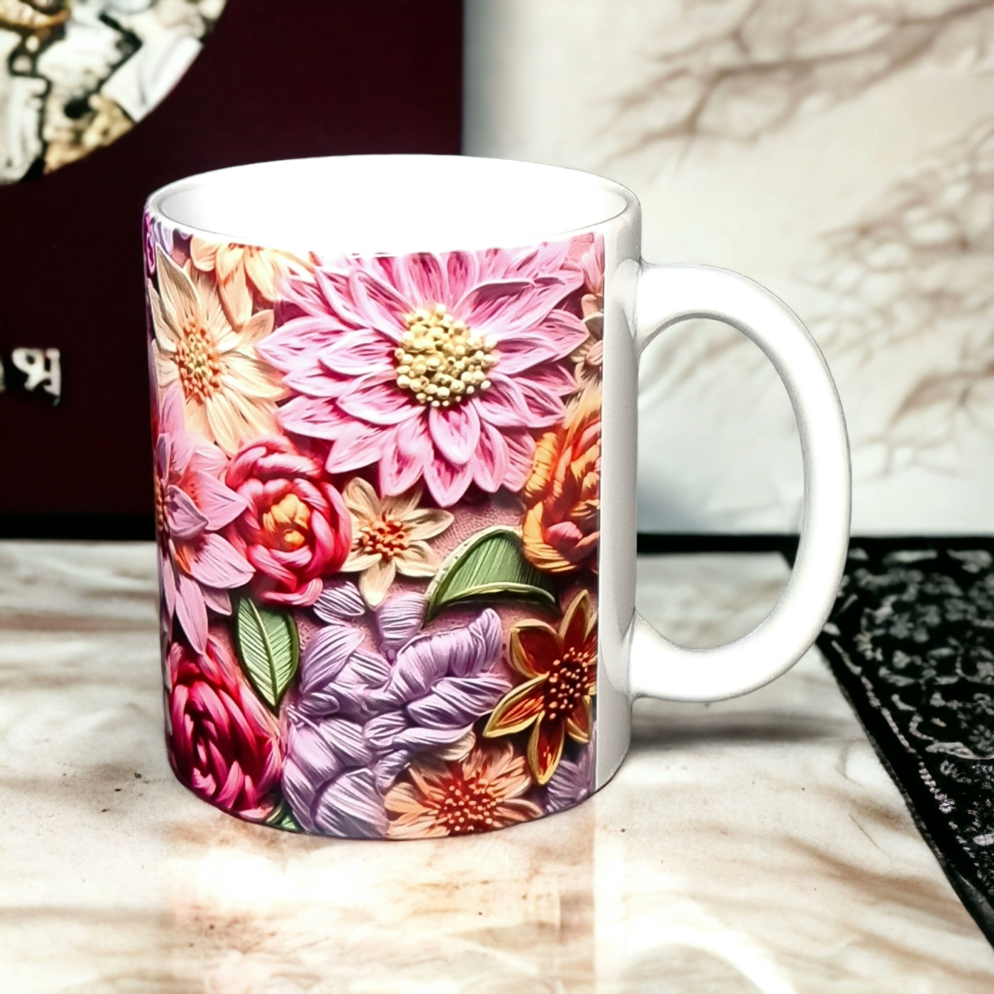 Mugg med "broderade" blommor