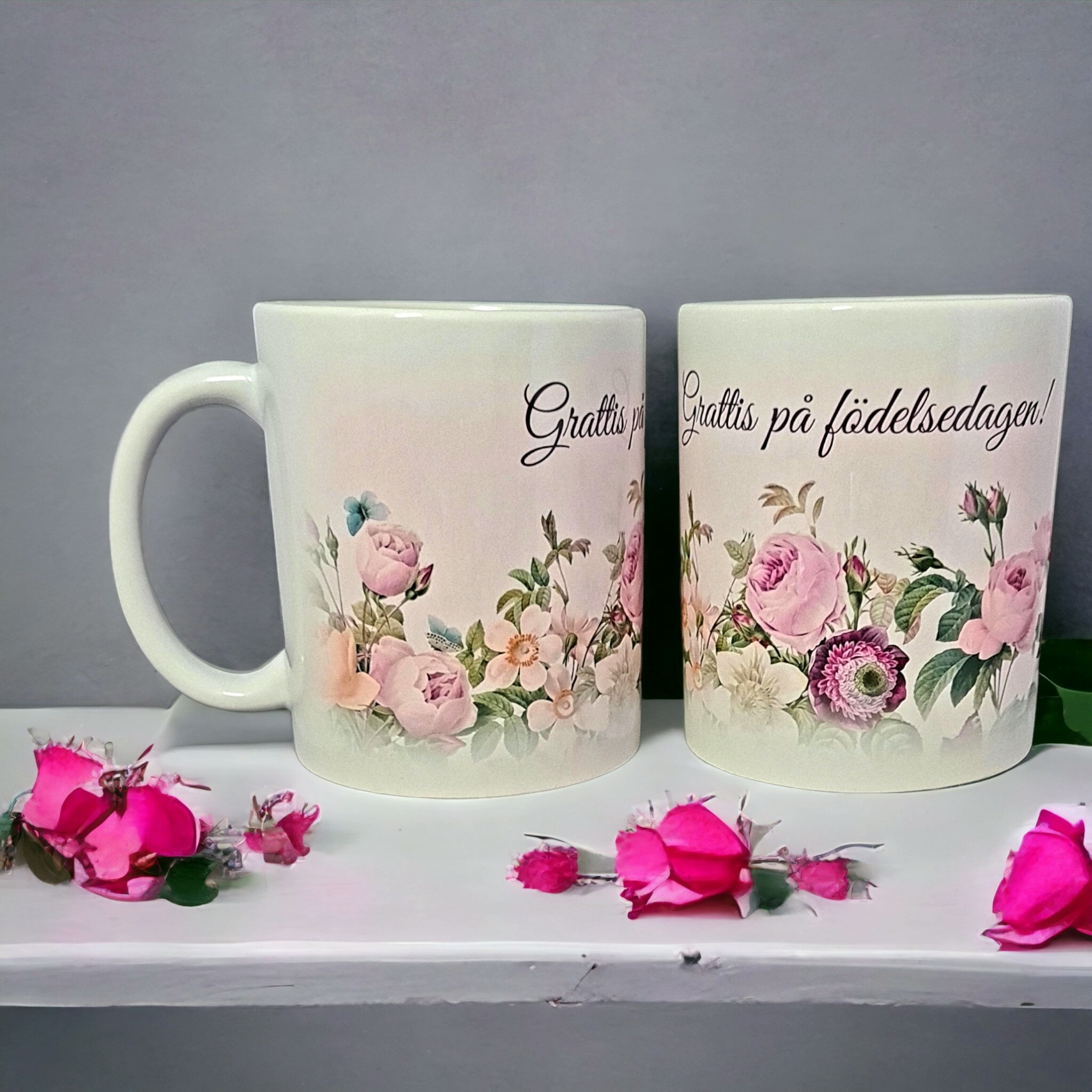 Mugg grattis födelsedag rosor present - www.bellebi.se