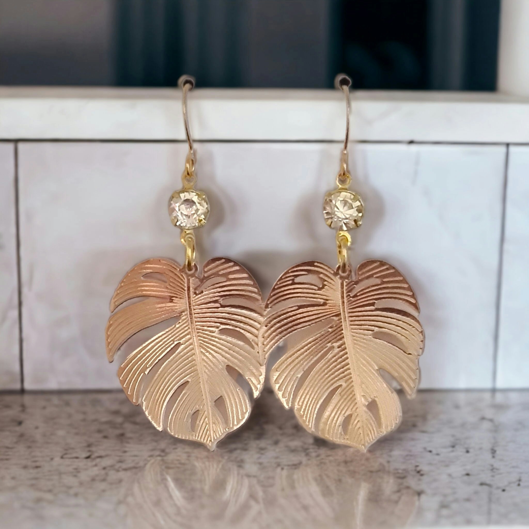 Örhängen monstera - www.bellebi.se