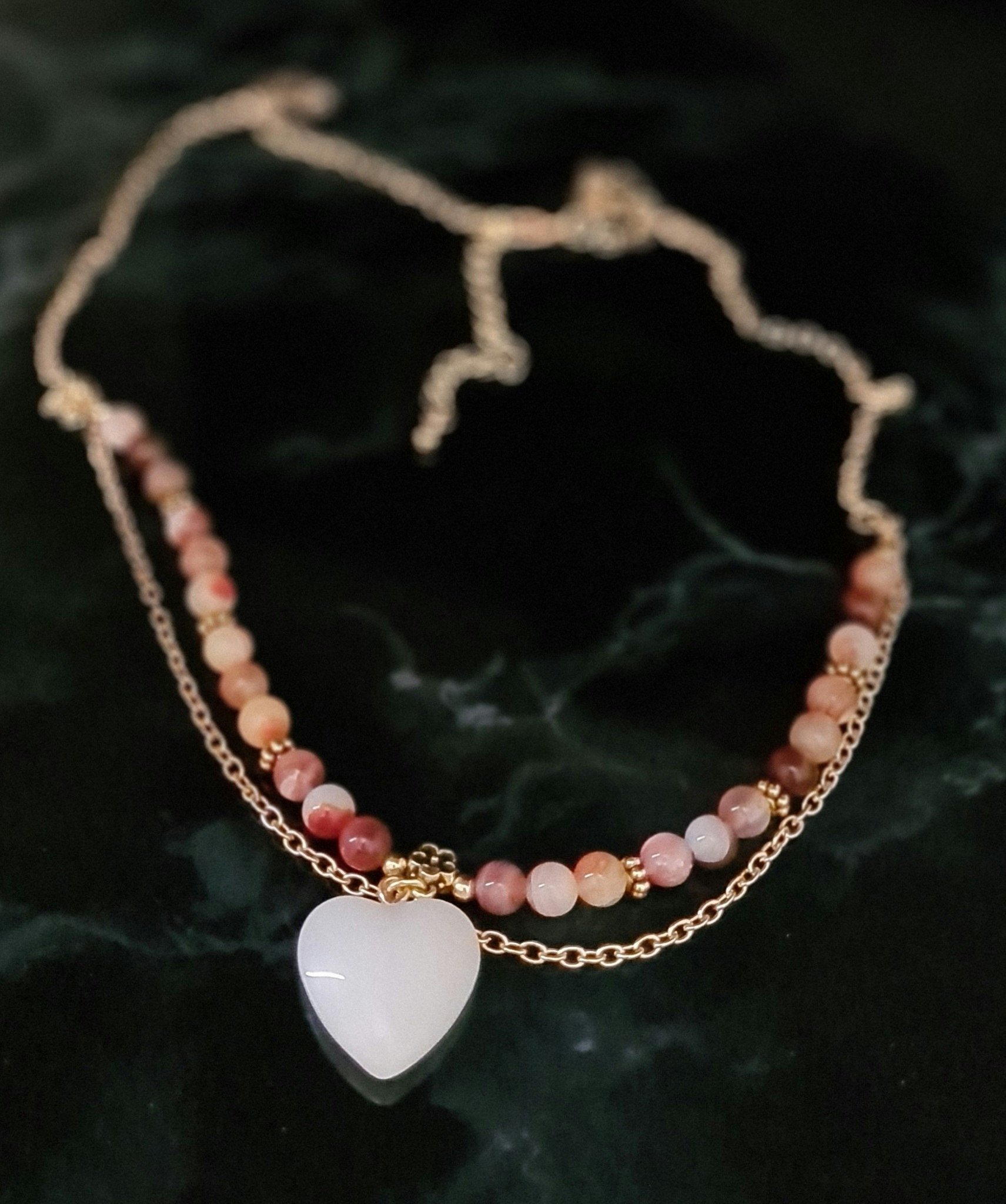 Halsband med pärlor - www.bellebi.se