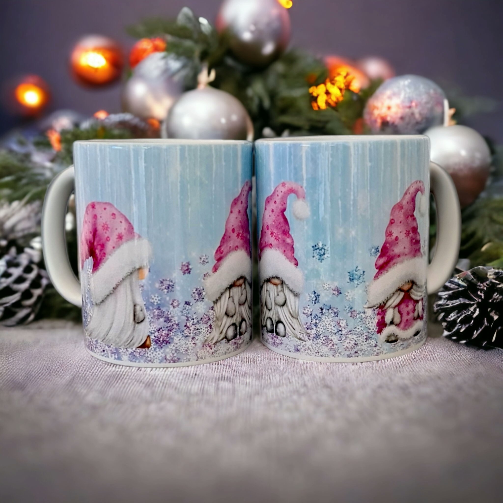 Mugg Jul julmotiv tomte present - www.bellebi.se