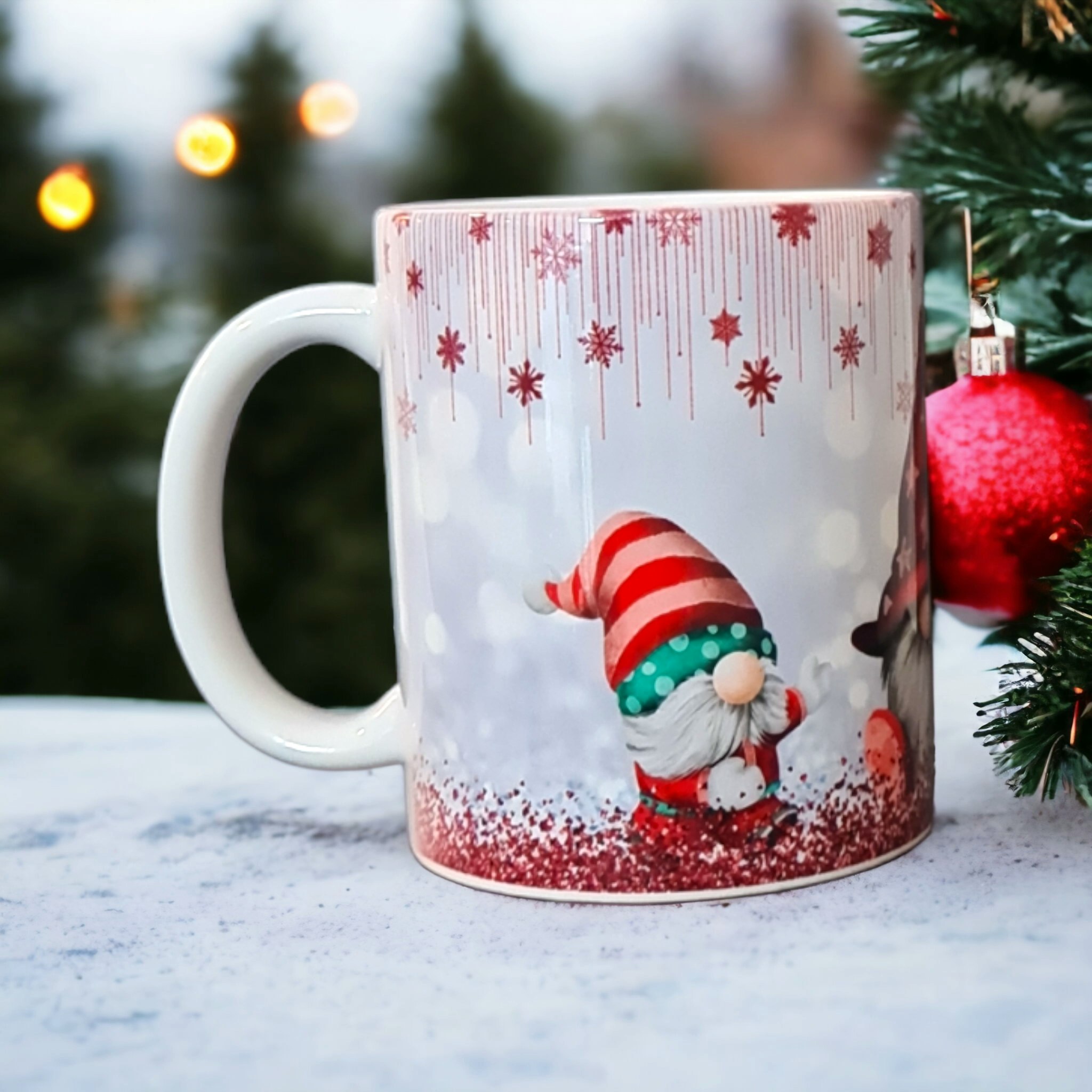 Mugg Jul julmotiv tomte present - www.bellebi.se