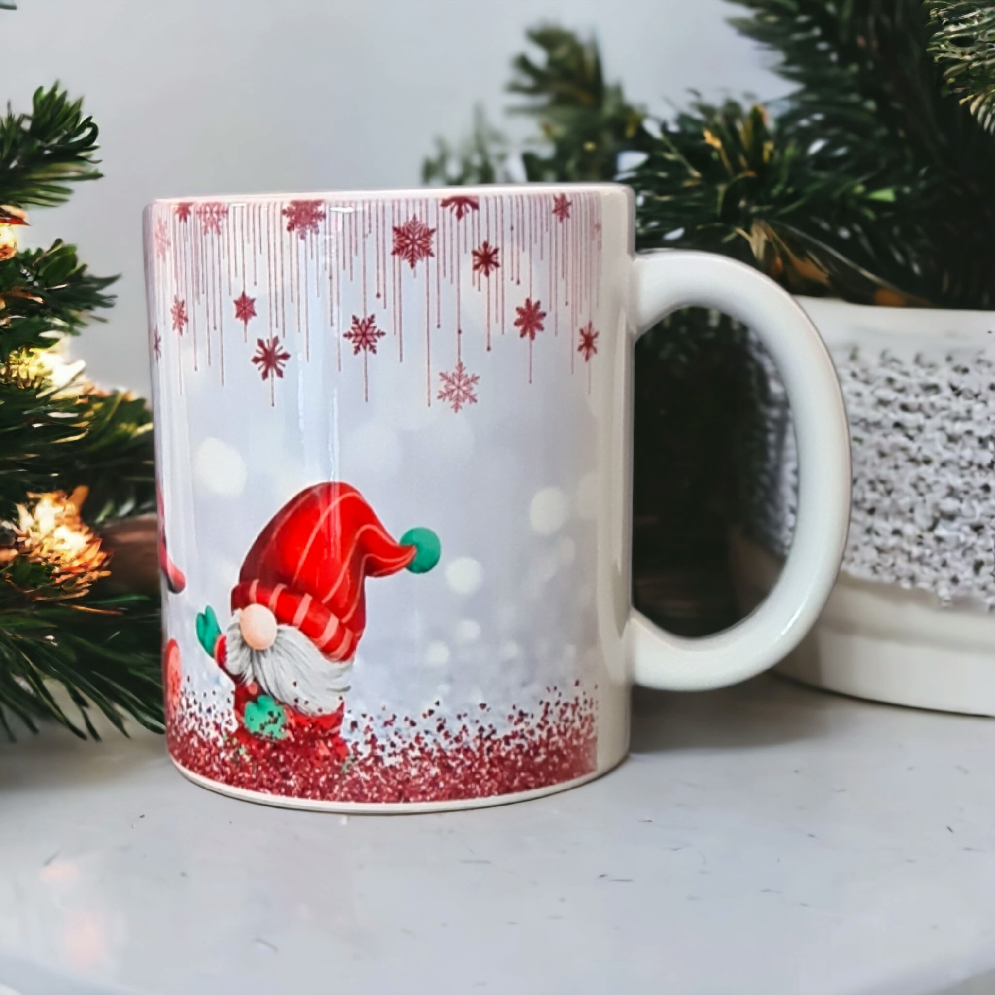 Mugg Jul julmotiv tomte present - www.bellebi.se
