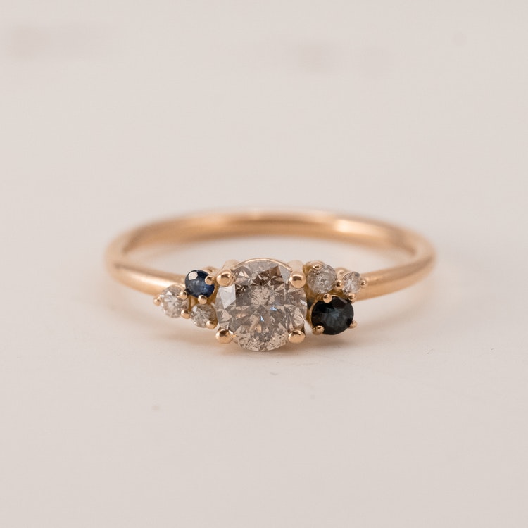 Ingrid - Förlovningsring 0,5 ct salt och peppar diamant - MNOP Jewelry -  Handgjorda Smycken i Återvunnet Silver och Guld