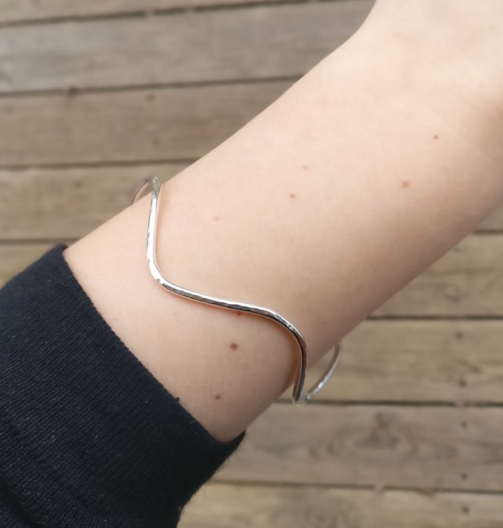 Våg - Armband i Återvunnet Silver