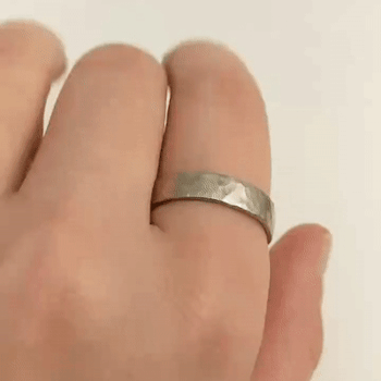 18k Vitguld Hamrad Ring 4,5 mm