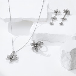 Steel Lily Set