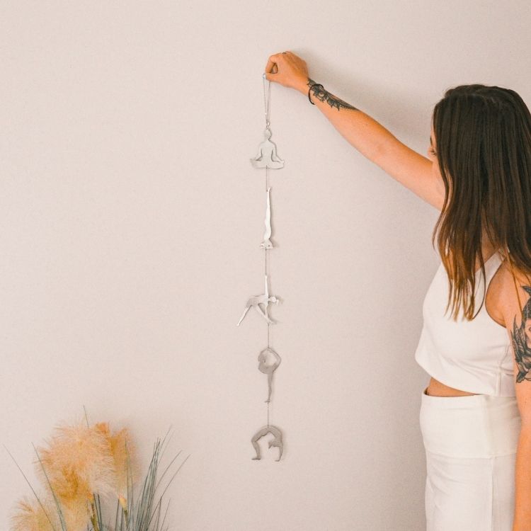 Wall Decoration Yoga Pose Silver - Ariana Ost