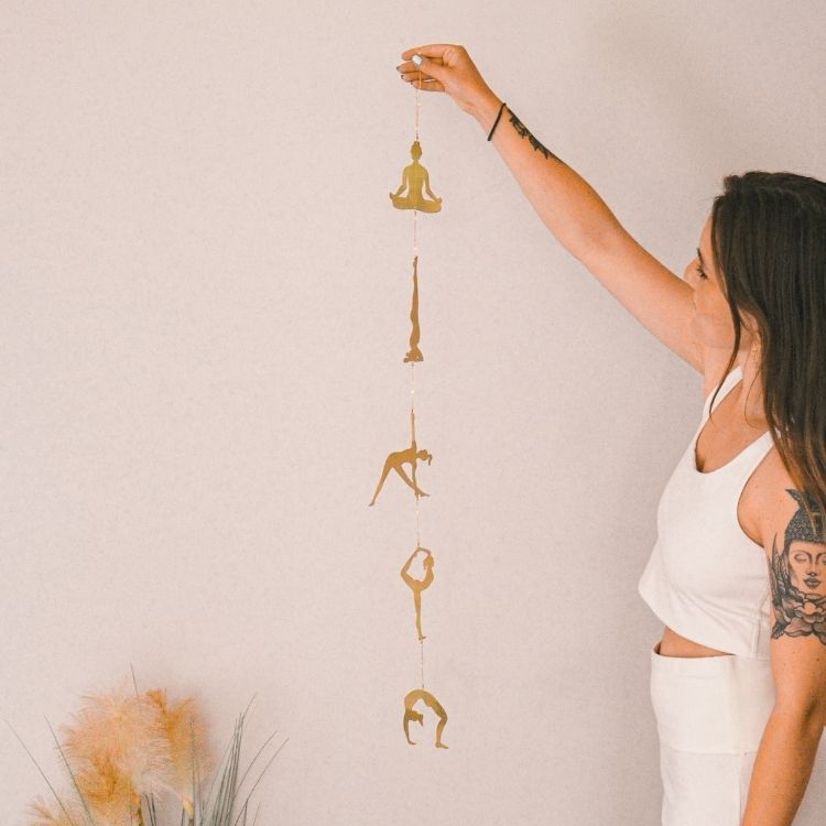 Wall Decoration  Yoga Pose Gold - Ariana Ost