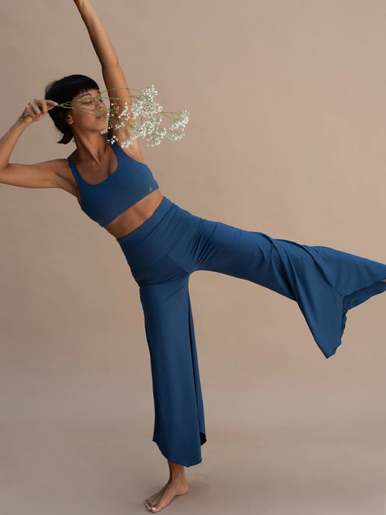 Yoga Top/Bralette Boxy Crop Azure - Indigo Luna