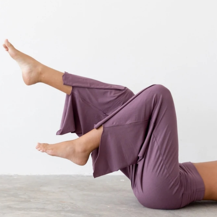 Yoga Pants Layla Flares Aubergine - Indigo Luna