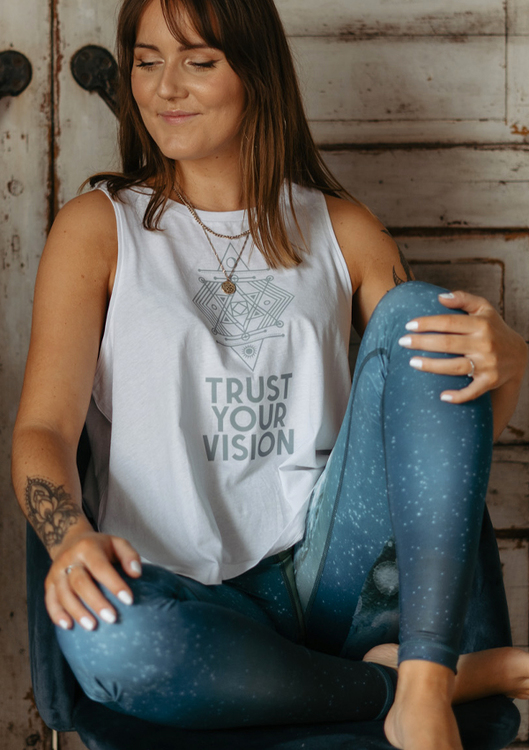 Tank top "Trust Your Vision" White - Soul Factory