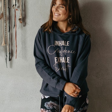 Hoodie "Inhale Confidence Exhale Doubt"  Ink grey - Soul Factory