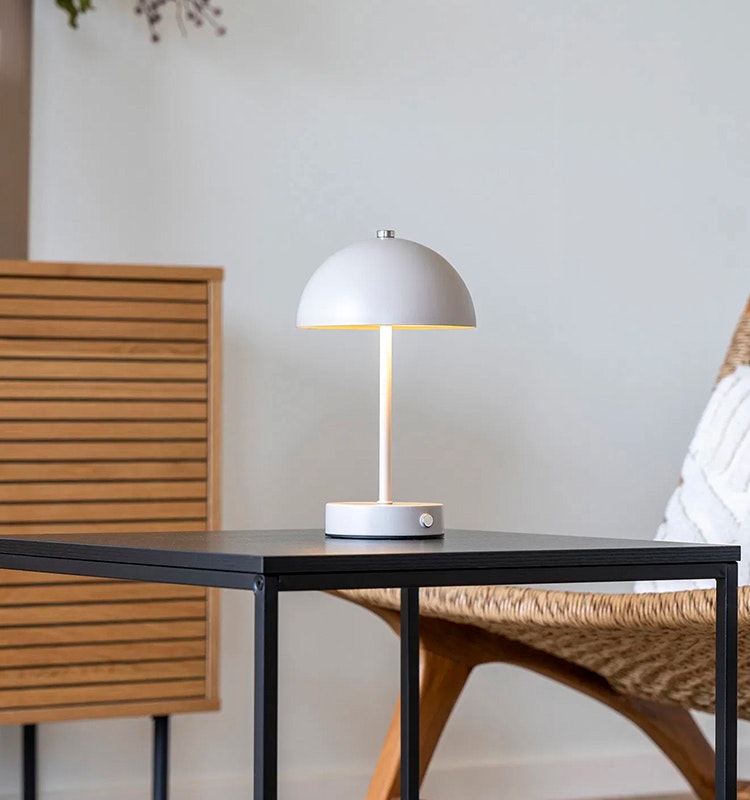 Holt LED Bordslampa uppladdningsbar  Sand
