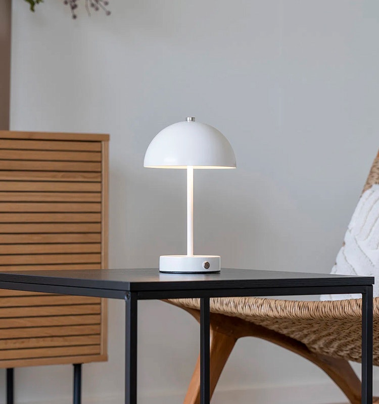 Holt LED Bordslampa uppladdningsbar  Vit
